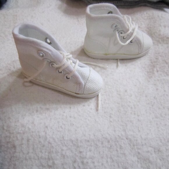 Tonner Matt O’Neill On the Court Athletic Outfit, for 17" Male Fashion Doll - Picture 7 of 8